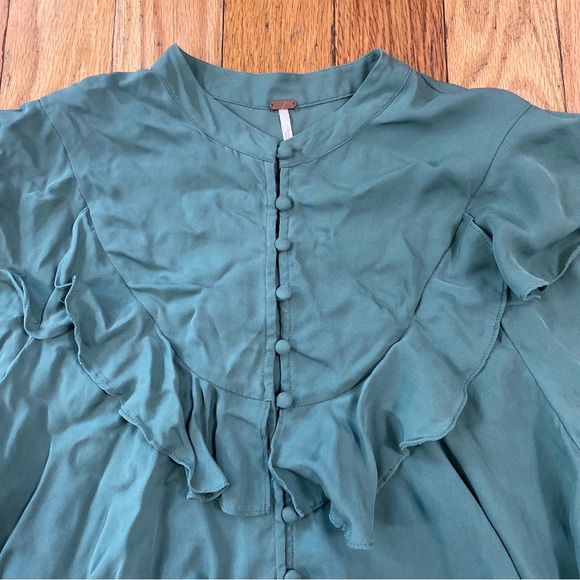 Free People Green Silk Button Front Ruffle Blouse Size S - Picture 2 of 8